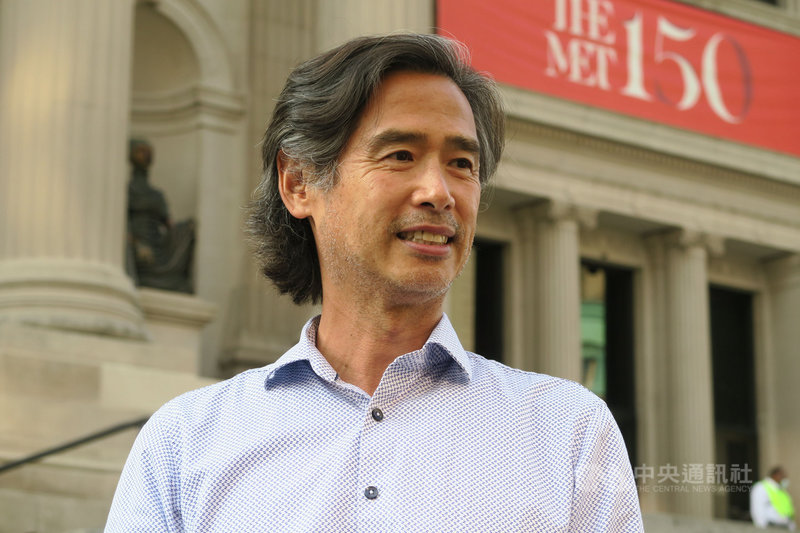 藝術家李明維(圖)作品「如實曲徑」美東時間16日起將在紐約大都會藝術博物館演出,透過網路直播讓全球觀眾欣賞。中央社記者尹俊傑紐約攝 109年9月16日