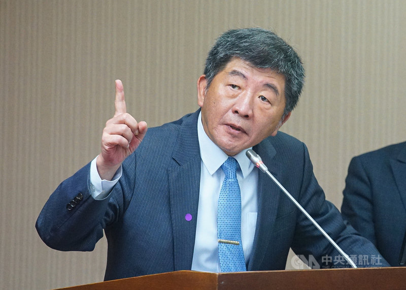 疫情指揮中心不打算買中國製武漢肺炎疫苗,國民黨籍立委吳斯懷關注。衛福部長陳時中(圖)28日表示,本來就沒進口中國製血液製劑及疫苗,對其品質抱持懷疑,過去中國疫苗也有出問題。中央社記者王騰毅攝 109年9月28日