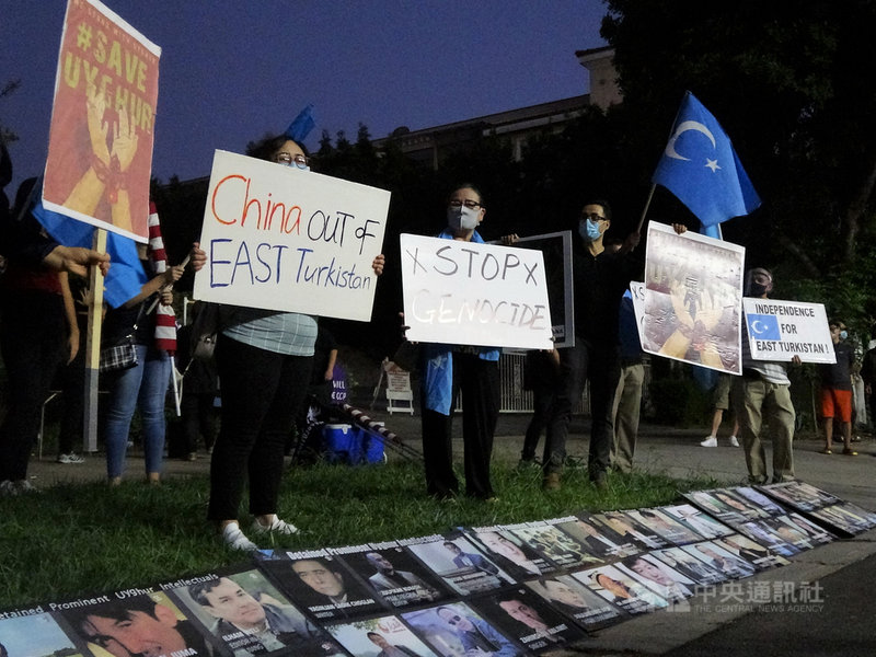 十一抗中洛杉磯示威人群聚集中國領事館 影 國際 重點新聞 中央社cna