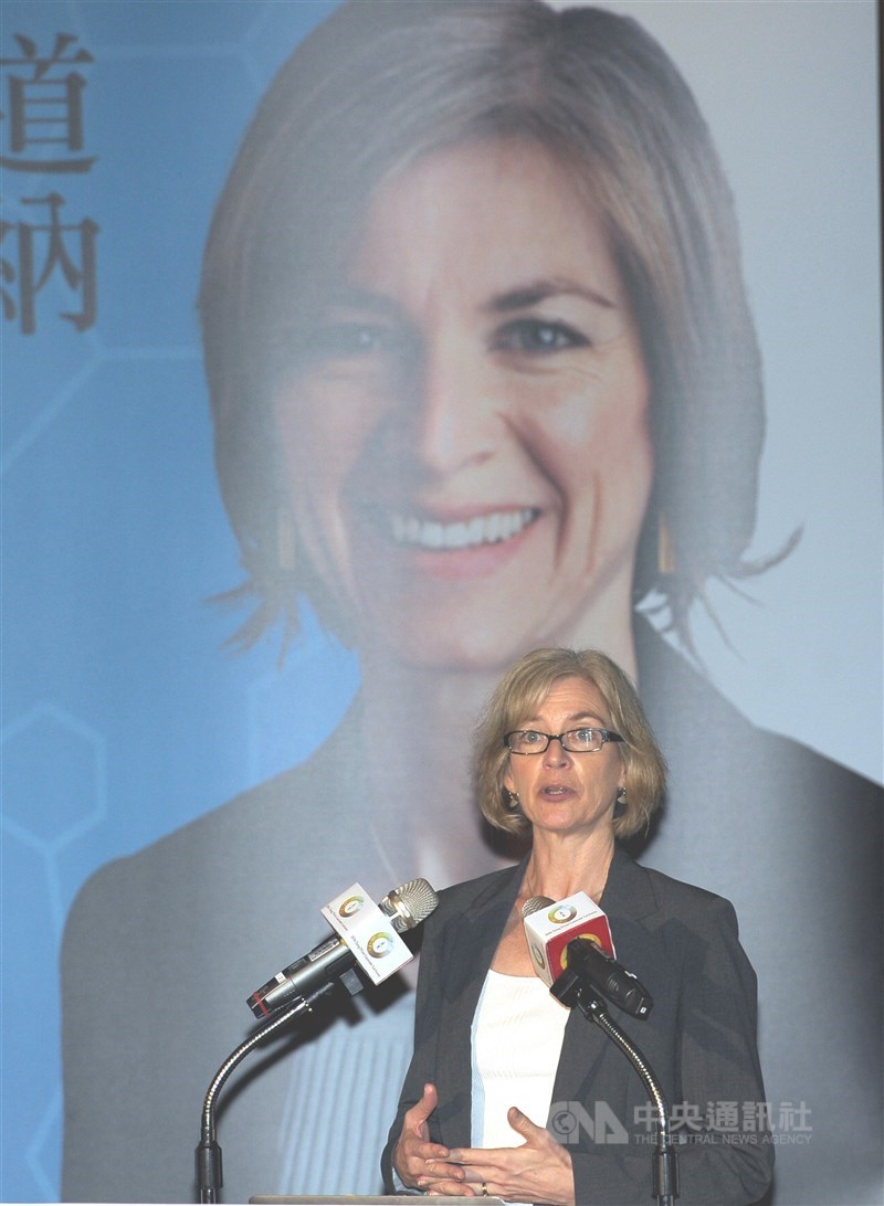 國際知名RNA結構生物學家、美國國家科學院院士珍妮 佛.道納(Jennifer A. Doudna)(圖)獲第二屆唐獎 生醫獎,26日在台北醫學大學舉行講座,發表專題演講 。 中央社記者施宗暉攝 105年9月26日