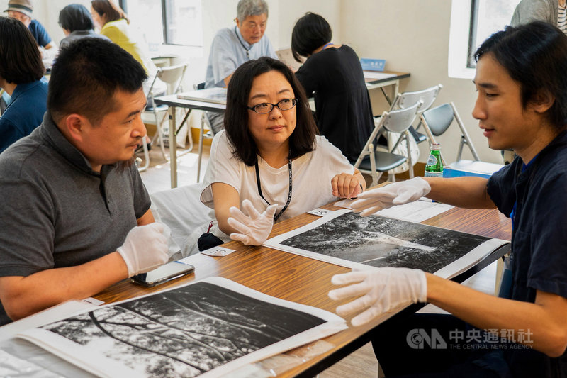 為創造攝影藝術產業交流而創的Photo ONE,23日至25日在台北國際藝術村(TAV)舉行,受疫情影響適度調整規模,將在活動期間規劃專家面對面、攝影市集、攝影講座,提供喜歡攝影與創作的民眾交流機會。(Photo ONE提供)中央社記者鄭景雯傳真 109年10月8日