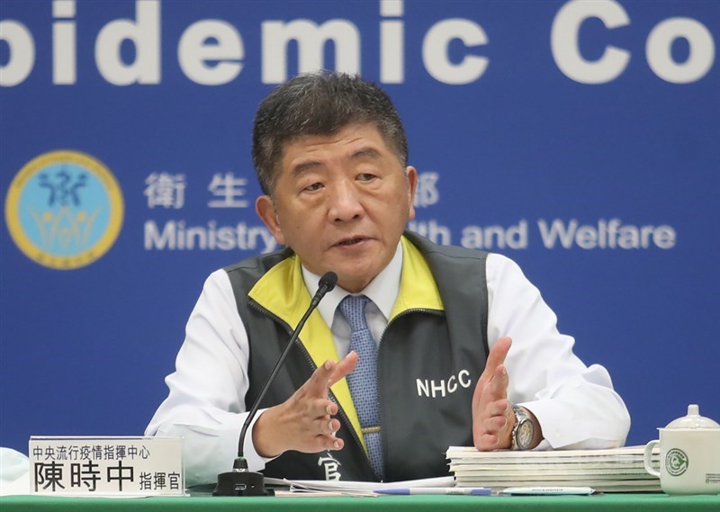 12月起入境者須附核酸檢驗報告。指揮中心指揮官陳時中說,邊境將迎來返國潮,指揮中心嚴陣以待,但也坦言檢驗報告品質參差、造假,是目前最棘手難題。(中央社檔案照片)
