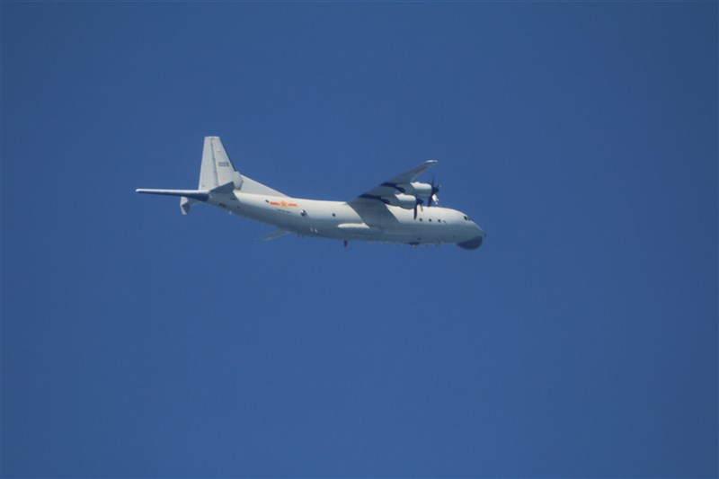 共軍1架運8反潛機。(圖取自國防部網頁mnd.gov.tw)