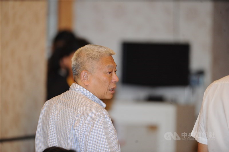 中天電視換照聽證會將於26日舉行,NCC20日表示,神旺投資董事長蔡衍明(圖)對於中天營運細節有深入了解,因此邀請蔡衍明出席聽證會。(中央社檔案照片)