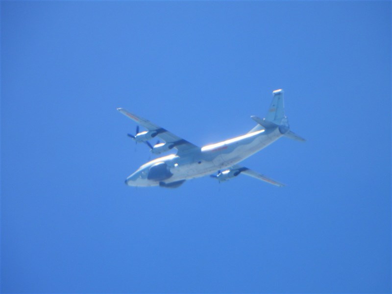 空軍表示,共軍一架運8遠程電子干擾機27日侵犯台灣西南防空識別區,空軍除派遣空中巡邏兵力應對,也實施廣播驅離、防空飛彈追蹤監控。(圖取自國防部網頁mnd.gov.tw)
