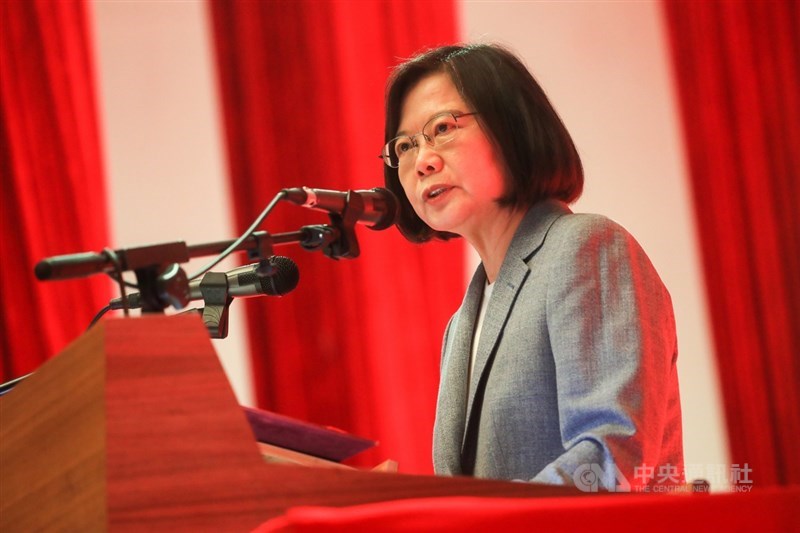 總統蔡英文5日表示,美國總統大選選舉結果揭曉之前,政府都會密切關注;「我們有信心,支持台灣已經成為美國主流民意和跨黨派的共識」。(中央社檔案照片)