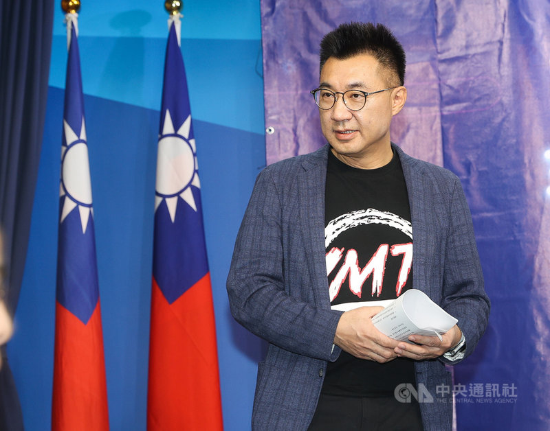 美國大選仍膠著，國民黨主席江啟臣（圖）6日表示，美國與兩岸關係密切，任何結果都會影響台灣利益，呼籲政府事先研判美國大選後的情勢。中央社記者謝佳璋攝  109年11月6日