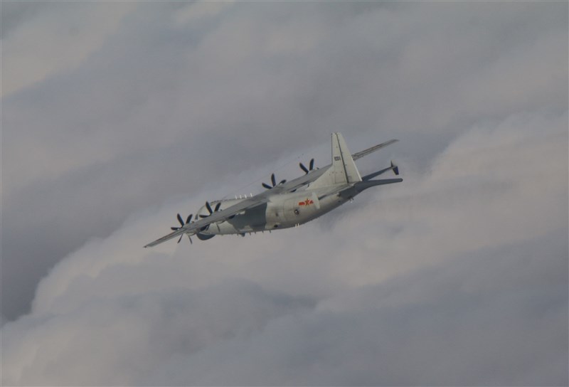 空軍12日發布共機動態,1架運8反潛機上午侵犯台灣西南防空識別區(ADIZ)。這也是11月以來,共軍第9度擾台。(圖取自國防部網頁mnd.gov.tw)