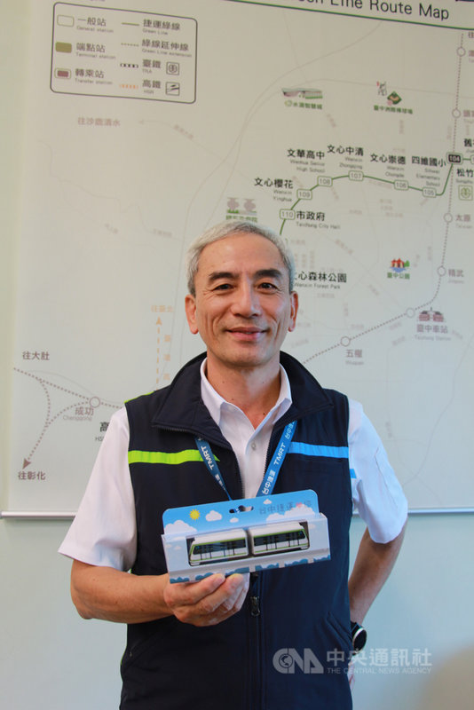 外界擔憂台中捷運綠線搭乘率不高,虧損將成營運一大挑戰,台中捷運公司董事長林志盈(圖)表示,將推出兩系列通車文創商品,增加收入也可打知名度。中央社記者蘇木春攝 109年11月15日