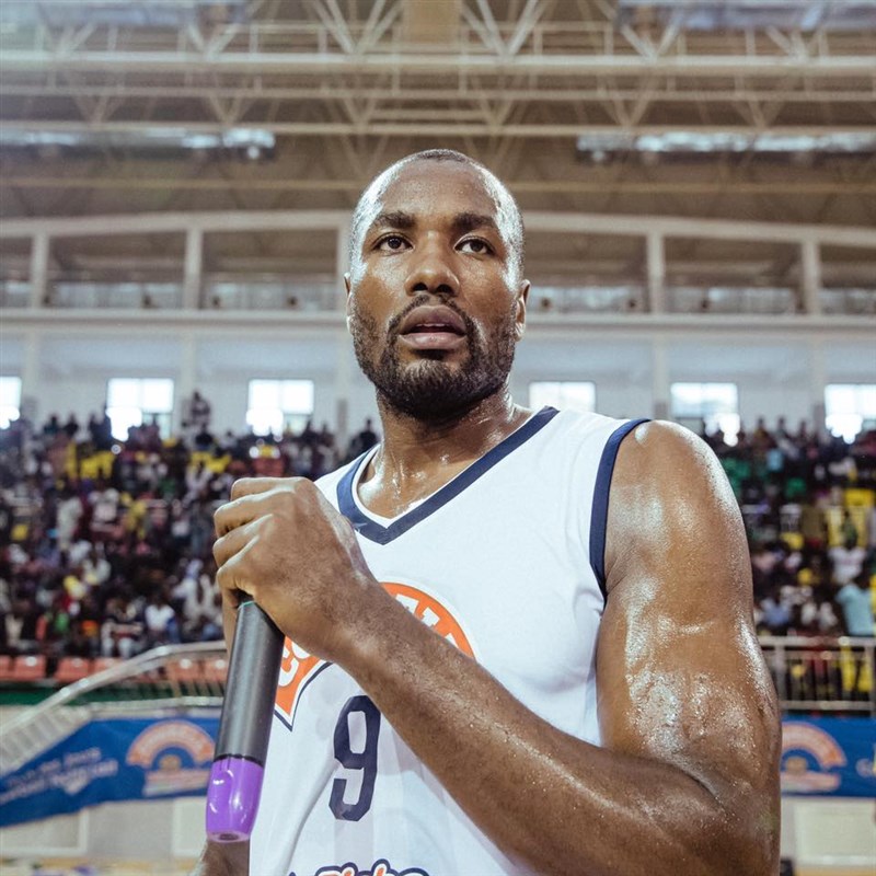 美國職籃NBA洛杉磯快艇隊已同意和自由球員伊巴卡(圖)簽下2年1900萬美元(約新台幣5億4300萬元)合約。(圖取自facebook.com/sergeibaka)