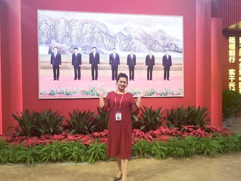 中華婦女聯合會理事長何建華(圖)涉收受中國台灣同學會3萬元人民幣,在總統大選期間渲染總統蔡英文假學歷爭議,企圖影響國家安定。(圖取自facebook.com/jian.hua.96)