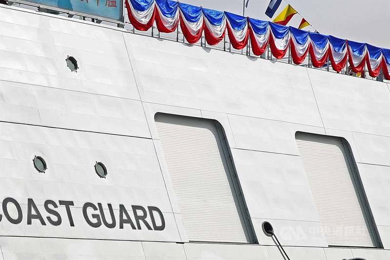 海巡署安平艦11日在高雄中信造船廠交船,同時也預留管線,可搭載雄風飛彈,達平戰轉換功能,圖為雄風飛彈發射槽。中央社記者游凱翔攝 109年12月11日