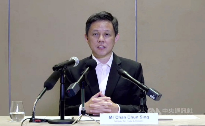 新加坡擴大開放邊境,貿工部長陳振聲15日在線上記者會宣布將推出「安全隔離通道」。中央社記者侯姿瑩新加坡傳真 109年12月15日