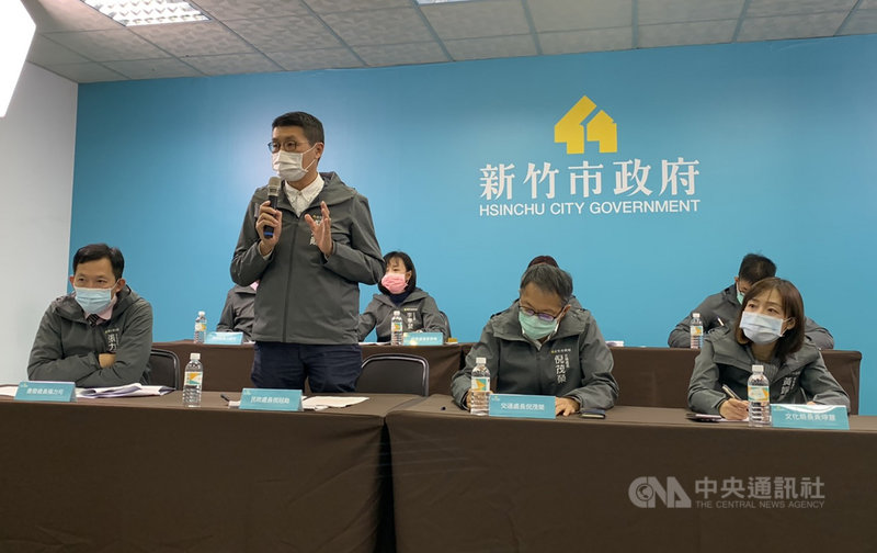 2021台灣燈會將於民國110年2月26日在新竹市登場,竹市府17日宣布,屆時因應特定時間交通管制措施,燈區內10所市立學校將提前放學,並依管制區發放汽車通行證、機車通行證與特殊接駁證等。中央社記者魯鋼駿攝 109年12月17日