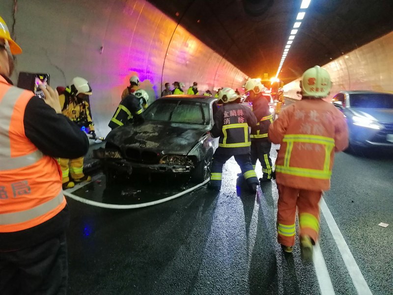 雪隧火燒車事故排除北上解除封閉 更新 社會 重點新聞 中央社cna