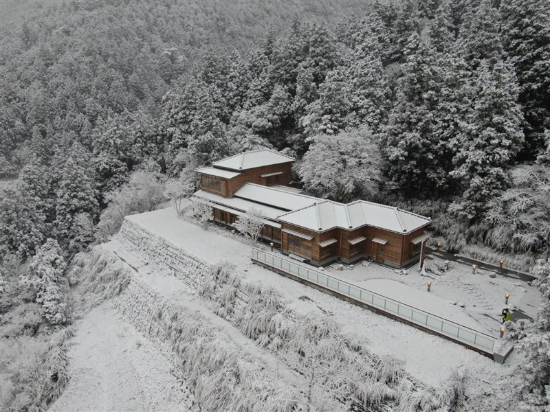屋齡近70歲的太平山文史館興建當時稱為新太平山俱樂部,後改稱太平山招待所,曾經接待過時任行政院長的蔣經國總統。(林務局羅東林區管理處提供)