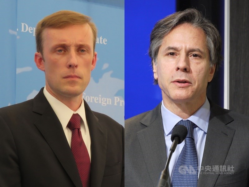 美國總統當選人拜登內閣人事提名,不少是前總統歐巴馬時期老面孔,國安顧問提名人蘇利文(左)在2013年至2014年間擔任副總統國安顧問,國務卿提名人布林肯(右)曾在歐巴馬任內擔任副國安顧問。(中央社檔案照片)