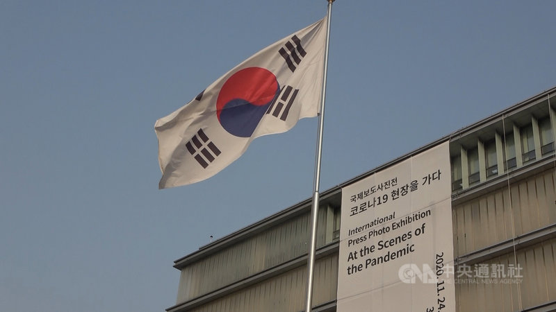 美國新政府將上任,若美中敵對態勢更強,意圖與雙方同時維持友好關係的韓國處境將更加艱難。中央社記者廖禹揚首爾攝 110年1月17日