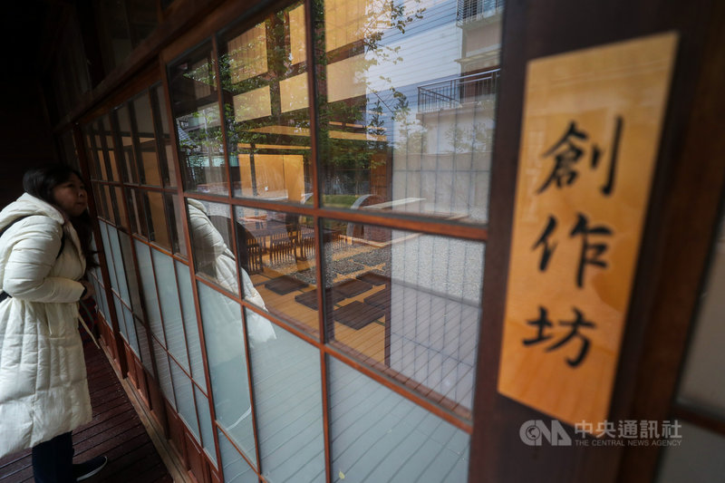 「台灣文學基地」由台北市目前保存最為完整的7棟日式宿舍建物群構成,18日開幕,園區除展覽外,也規劃各種適合閱讀、創作分享的空間,以及作家駐村的場域。中央社記者裴禛攝 110年1月18日