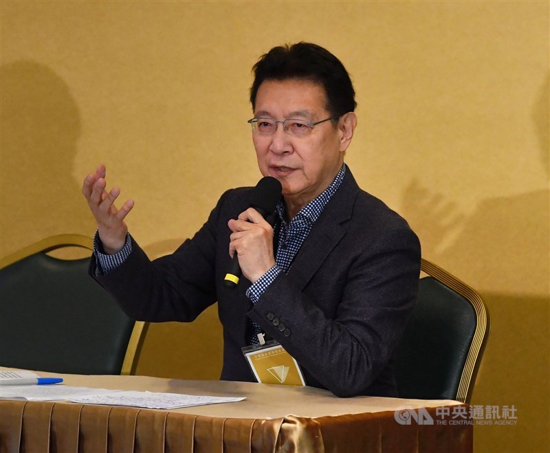 中廣董事長趙少康宣布不排除參選國民黨主席,NCC表示,如果趙少康當上黨主席,須出清所有中廣股份,否則中廣可能因為違反黨政軍條款,最高可罰新台幣200萬元罰鍰。(中央社檔案照片)