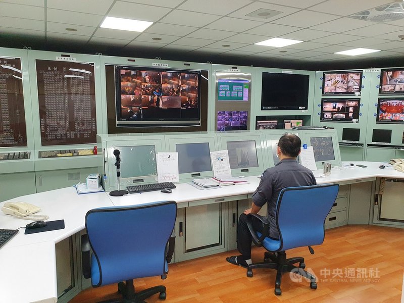 台電大樓設計「智慧化水資源再利用系統」,透過中央控制室數位智慧監控,結合數位水表,運用大數據管理供水。(台電提供)中央社記者潘姿羽傳真 110年2月6日