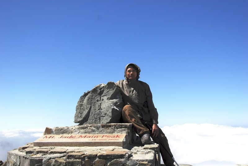 立法院長游錫堃已完成25座百岳的登山紀錄,被問到現在最想挑戰哪座山,他說,年紀超過70歲,如果有機會再登一次玉山也不錯。(游錫堃提供)中央社記者溫貴香傳真 110年2月12日