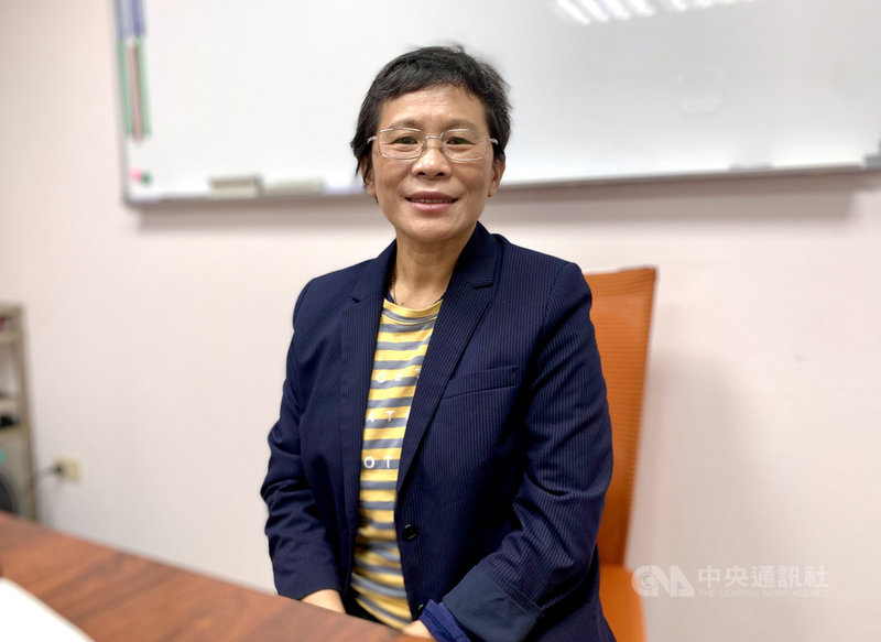 時代力量黨主席陳椒華說,時力的目標是在有黨部的縣市議會取得3席以上的名額,初步估計推出40名候選人,也不排除在台北、新竹等中間勢力支持度高的地方提名縣市長候選人。ㄦ中央社記者林育瑄攝 110年2月16日