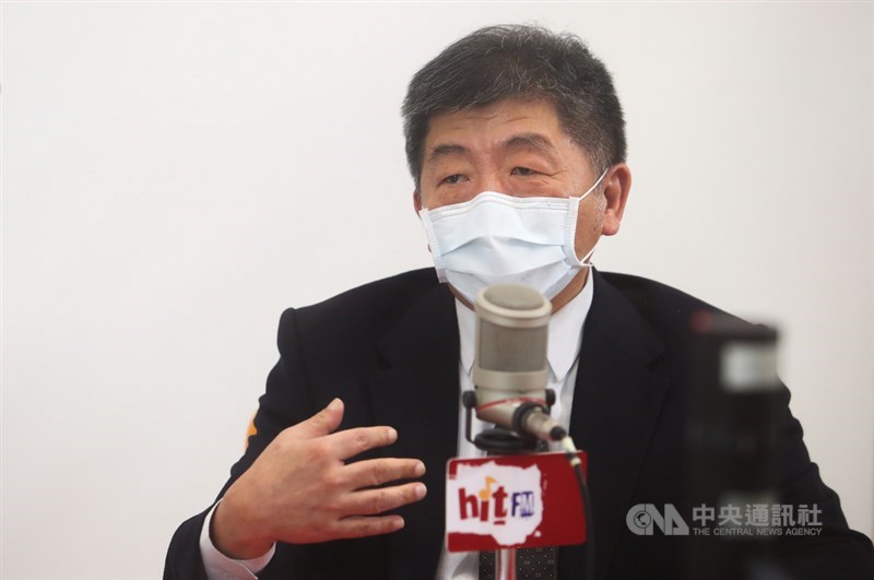 桃園醫院群聚案告一段落,中央流行疫情指揮中心指揮官陳時中17日接受廣播專訪表示,桃園醫院群聚案是台灣一年來防疫最大衝擊,尤其1月18日成立前進指揮所、1月24日回溯隔離是兩大最危急時刻。中央社記者王騰毅攝 110年2月17日