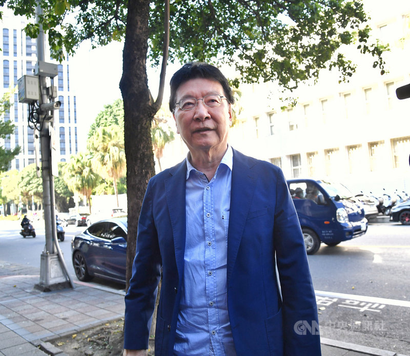 台北地方法院審理三中案,22日以證人身分傳喚中廣董事長趙少康(圖)。趙少康表示,三中案是政治起訴、司法追殺前總統馬英九,檢察官起訴證據很多悖離事實。中央社記者王飛華攝 110年2月22日
