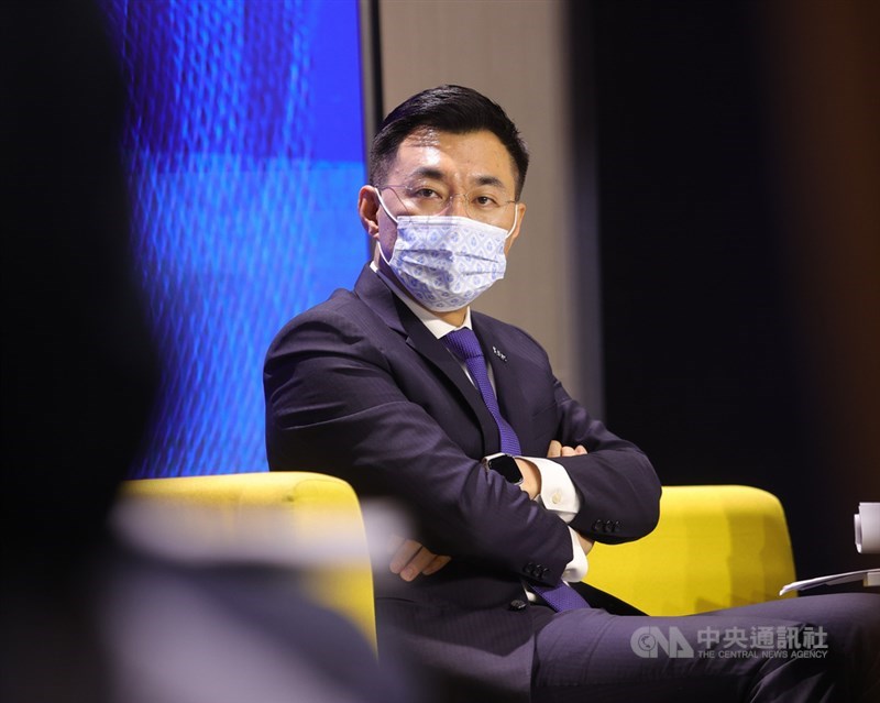 國民黨24日舉辦「願景台灣2030」論壇,以「活不起的未來」為主題,聚焦居住正義、分配正義、低薪等社會議題,國民黨主席江啟臣(圖)出席。中央社記者謝佳璋攝 110年2月24日
