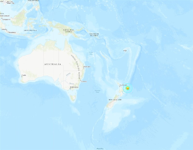 美國地質調查所通報,紐西蘭當地時間5日凌晨發生規模7.3地震(後來下修為6.9)。(圖取自美國地質調查所網頁earthquake.usgs.gov)