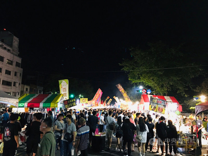 高雄市岡山籃籗會每年有3次物產展售活動,受武漢肺炎防疫影響,岡山區公所決定今年農曆3月23日籃籗會再停辦,另2次視防疫再做決定。(岡山區公所提供)中央社記者王淑芬傳真 110年3月6日