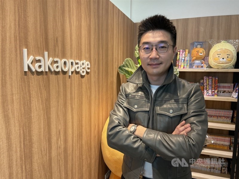 韓國內容娛樂公司Kakao Page預計今年上半年在台灣推出網路漫畫平台,引進韓國熱門作品。Kakao Page台灣執行長吳明修認為,台灣團隊的在地化速度、品質水準,在華語界堪稱一流。中央社記者吳家豪攝 110年3月6日