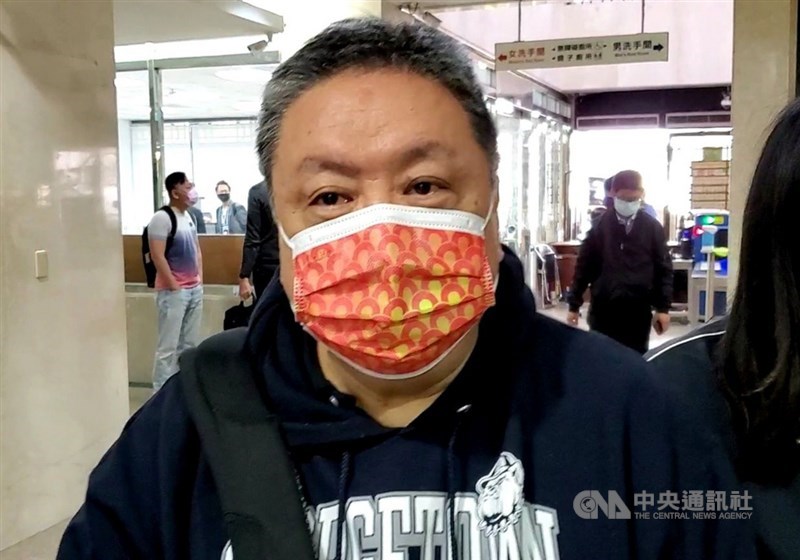 上櫃公司淳紳公司董事長沈瑋(圖)等人被控掏空逾新台幣4億元,北院5日深夜裁定沈瑋以新台幣1200萬元交保,陳明煒以100萬元交保。中央社記者林長順攝 110年3月5日