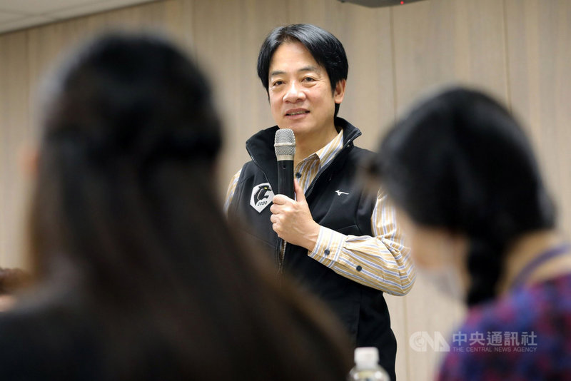 副總統賴清德14日拜訪財團法人國際單親兒童文教基金會。(總統府提供)中央社記者葉素萍傳真 110年3月14日