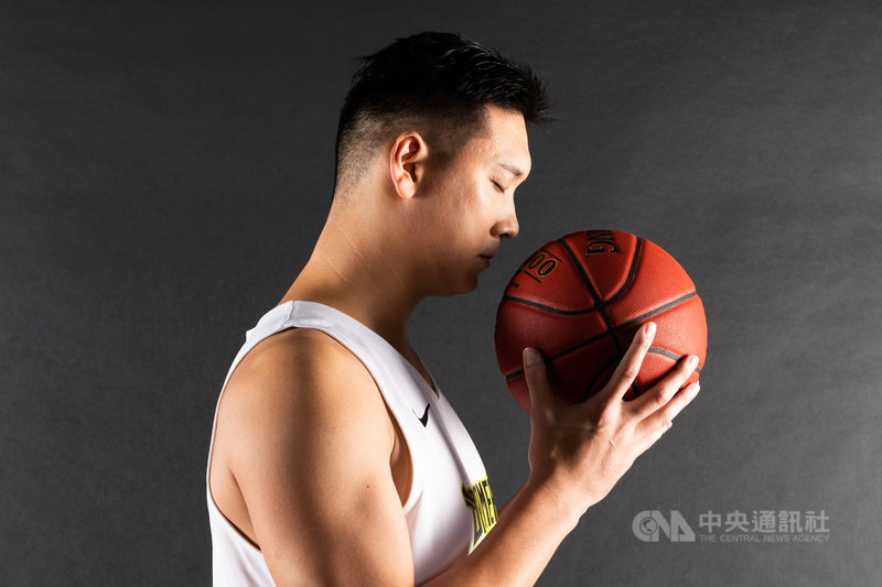 台灣職籃聯盟P. LEAGUE+福爾摩沙台新夢想家15日宣布,球星田壘(圖)在本季結束後將正式卸下戰袍,結束職業球員身分。(福爾摩沙台新夢想家)中央社記者黃巧雯傳真 110年3月15日
