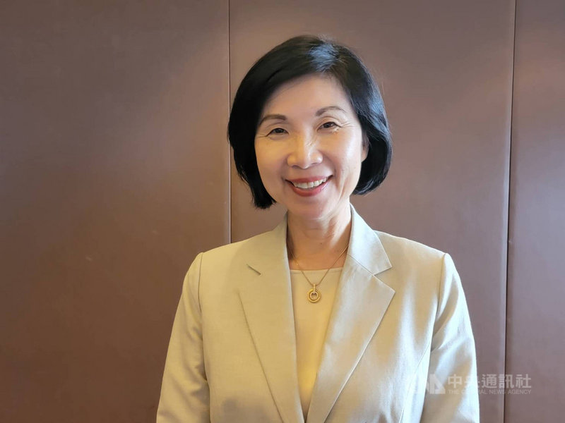 針對5G價格戰,遠傳電信總經理井琪16日表示,希望業者和消費者都理性看待,否則真的「傷筋動骨」。中央社記者江明晏攝 110年3月16日