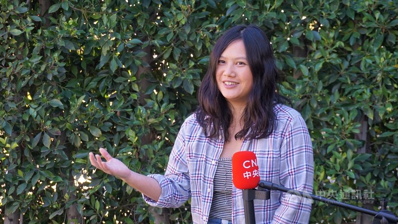 在美國影視圈擔任食物造型師的李宛蓉接受中央社訪問，談到做為接案的自由工作者面臨許多挑戰。中央社記者林宏翰洛杉磯攝  110年3月19日