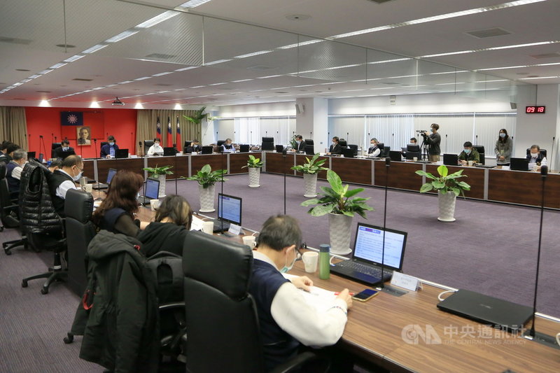 水情吃緊,經濟部24日宣布台中、苗栗將從4月6日起實施「供5停2」分區供水。台中市政府25日緊急加開第3次災害應變中心工作會報,討論因應措施。(台中市政府提供)中央社記者郝雪卿傳真 110年3月25日