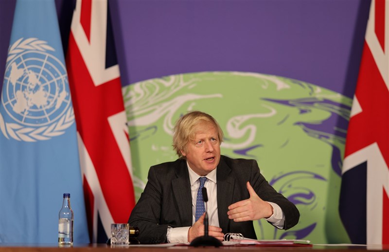英國首相強生(圖)26日表示,支持為維吾爾族穆斯林發聲而遭到中國制裁的英國國會議員和其他人士。(圖取自facebook.com/borisjohnson)
