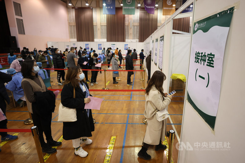 中國加快接種疫苗每日可打逾1000萬劑 兩岸 中央社cna
