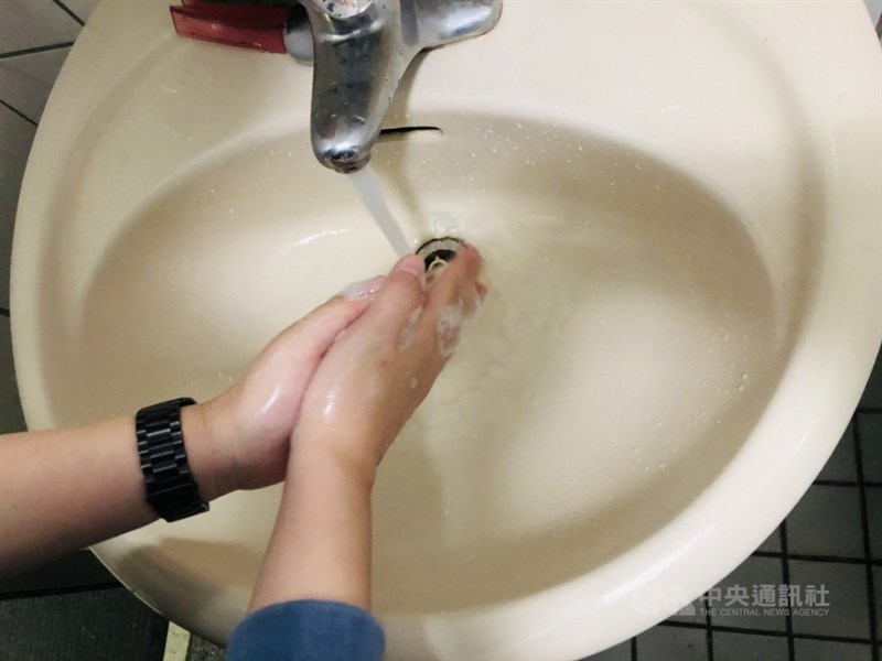 苗栗縣與新竹市6日起部分地區自來水「供5停2」。(中央社檔案照片)