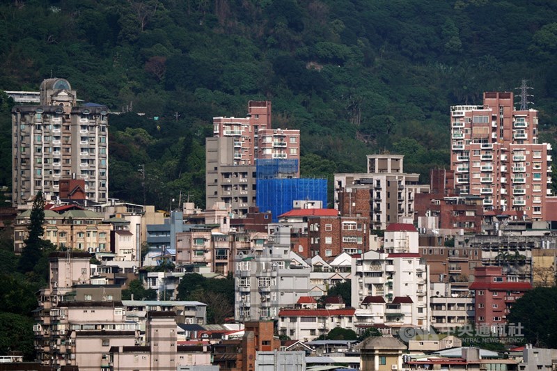 攸關房地合一稅2.0的「所得稅法部分條文修正草案」,立法院拚9日完成三讀。(中央社檔案照片)