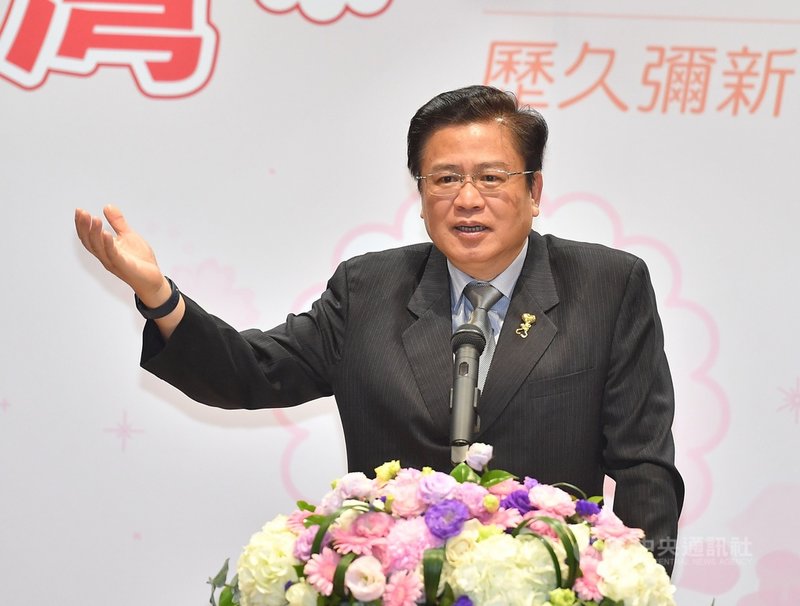 經濟部商業司舉辦台灣餅甄選活動,盼擴大糕餅業市場,商總理事長許舒博出席致詞,期許未來產值破新台幣500億元。中央社記者鄭清元攝 110年4月12日