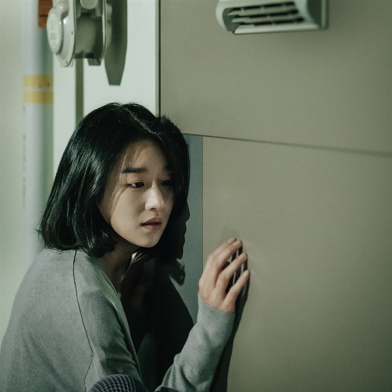 韓國知名女演員徐睿知近期遭爆料對交往對象有控制狂,過去曾霸凌同學、苛刻工作人員、學歷造假等。(圖取自instagram.com/goldmedalist_official)