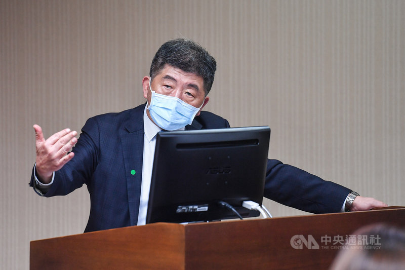 立法院社會福利及衛生環境委員會19日邀請衛福部長陳時中就「0402台鐵408次列車事故案之災後關懷與扶助規劃」及「衛福部辦理0402台鐵408次列車事故案捐款管理及監督委員會之捐款管理」進行專題報告,並備詢。中央社記者鄭清元攝 110年4月19日