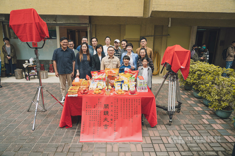 以通靈總舖師家族為背景的奇幻家庭兒童劇「中元大餐」19日開鏡,預計6月殺青,今年第4季上線。(紅衣小女孩股份有限公司提供)中央社記者葉冠吟傳真 110年4月19日