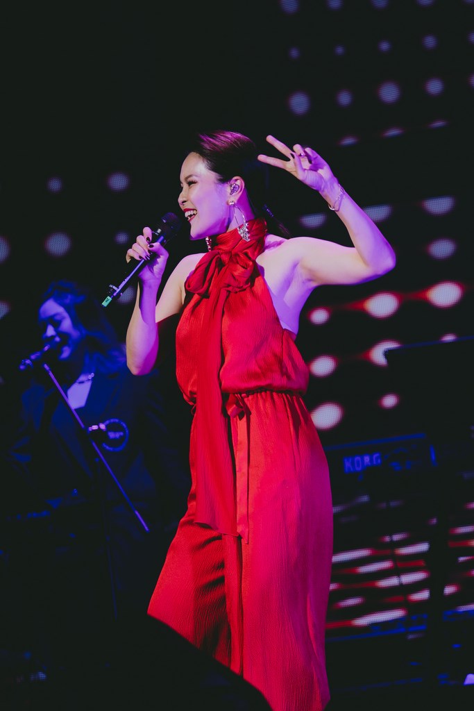 台灣知名華語歌手周蕙出道將滿22年,17日首度在新加坡舉行全場演唱會。(IMC Live Global提供)中央社記者侯姿瑩新加坡傳真 110年4月19日