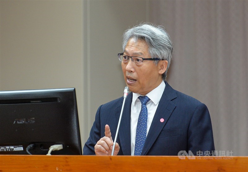立法院教育及文化委員會22日審查110年度中央政府總預算有關中央研究院主管預算(公務預算)解凍案5案,中研院院長廖俊智列席備詢。中央社記者鄭清元攝 110年4月22日