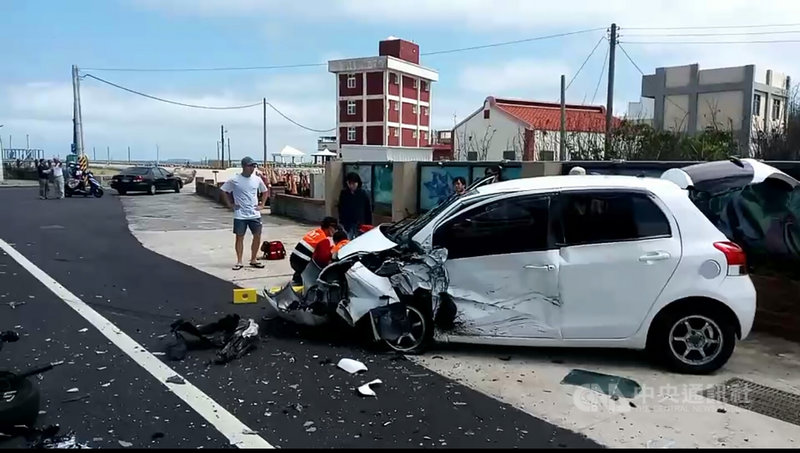 澎湖3縣道港子段車禍10人受傷送醫 社會 中央社cna